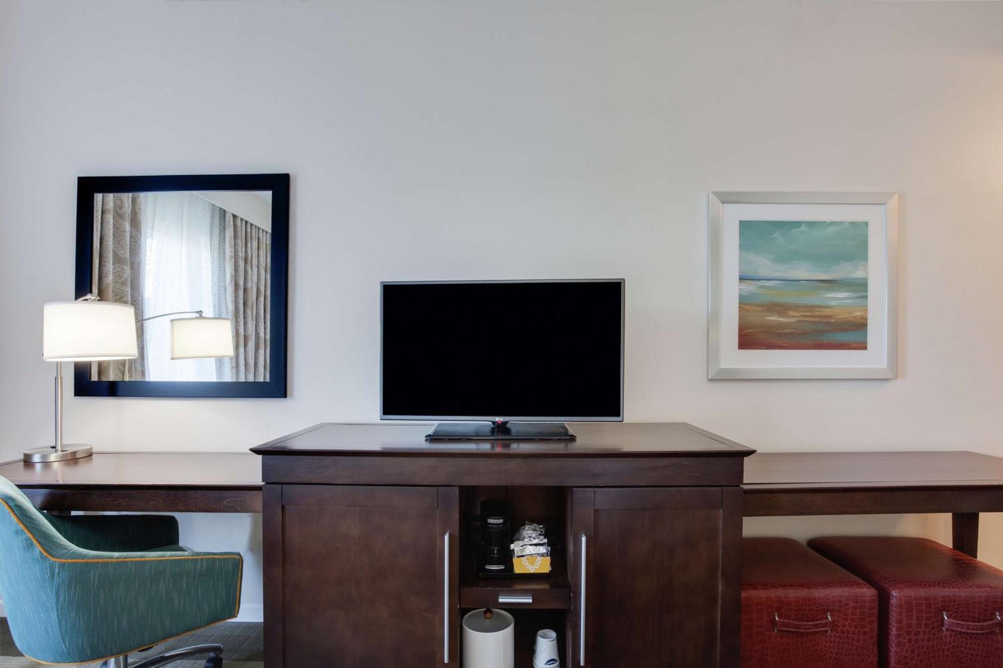 Hampton Inn & Suites - Деленд Экстерьер фото
