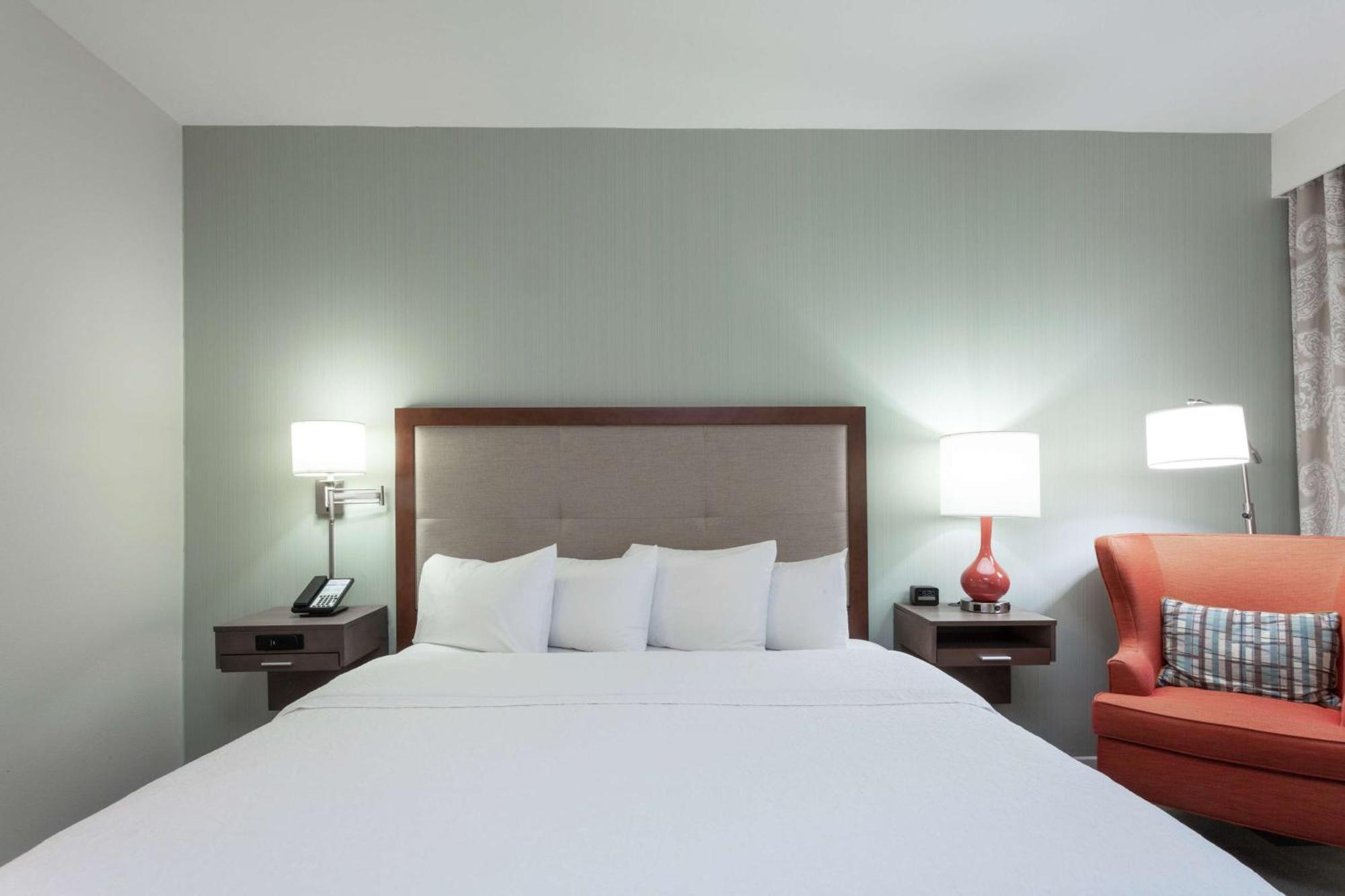 Hampton Inn & Suites - Деленд Экстерьер фото