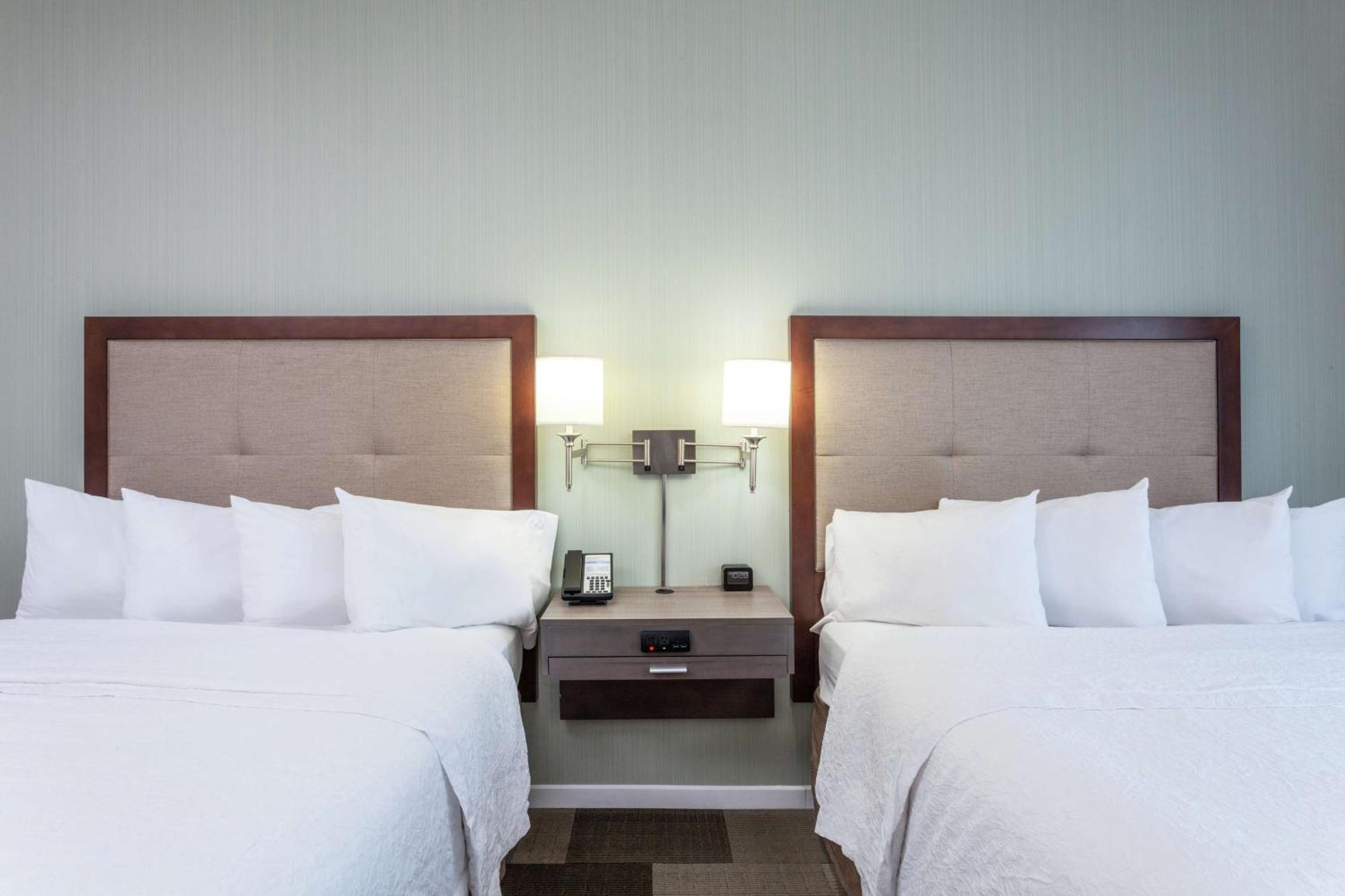 Hampton Inn & Suites - Деленд Экстерьер фото