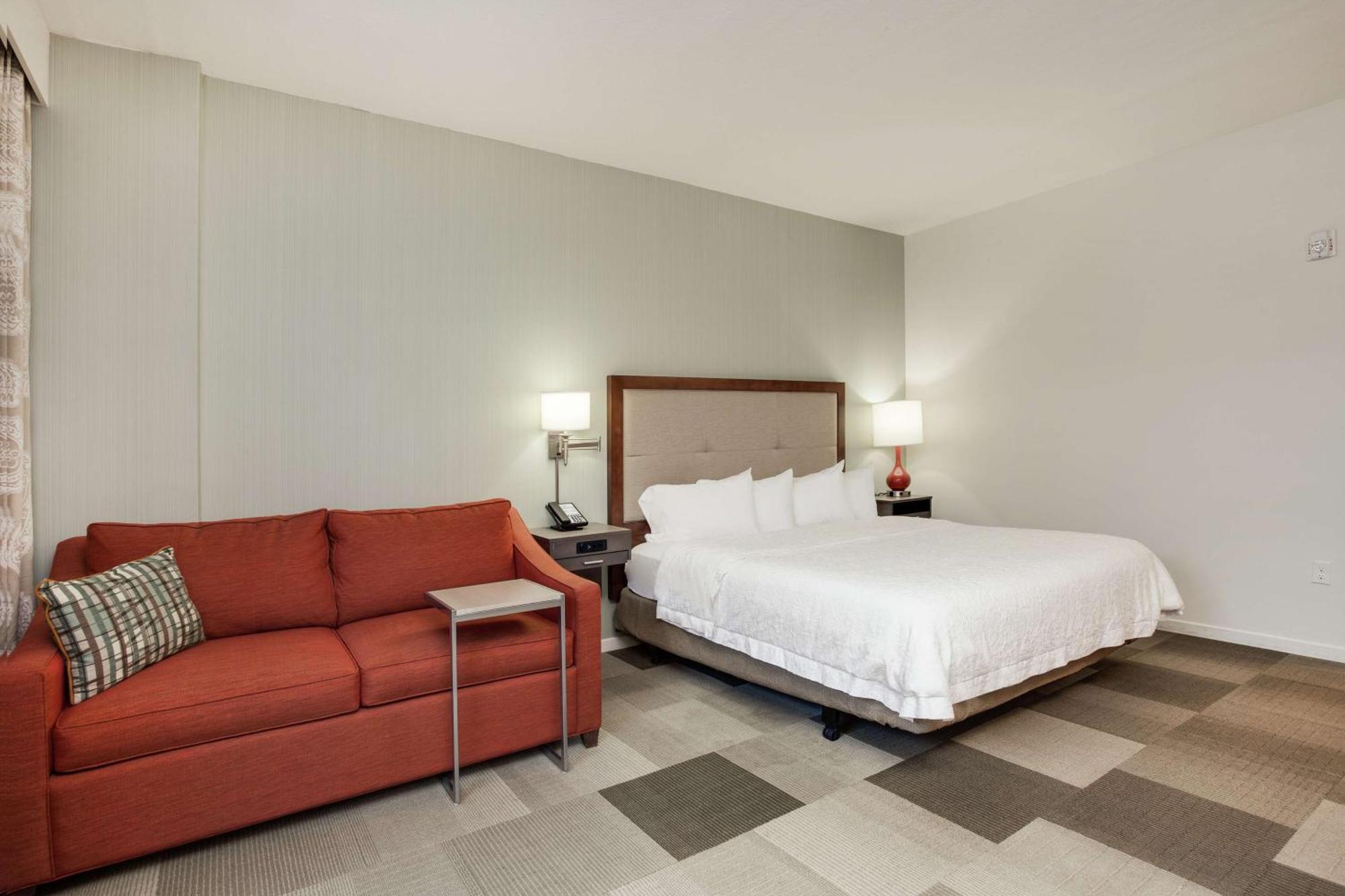 Hampton Inn & Suites - Деленд Экстерьер фото